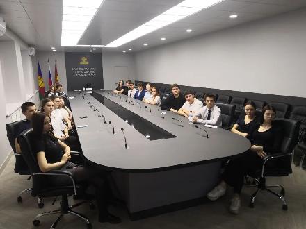 ������ ���������� ������� ��������� ����� �������� � ������������ ��������