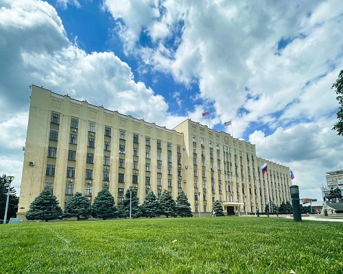 �������� ����������� ������������ ����� 500 ������� ��������� � ������������� ����