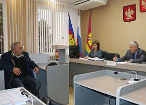 ������ �������� ������ ������� ������� � �������������� ��� ������ �������