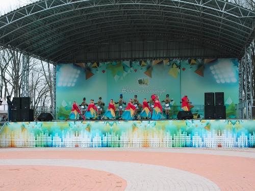 ��������� ����������� ����� ��������� � ������������� �����