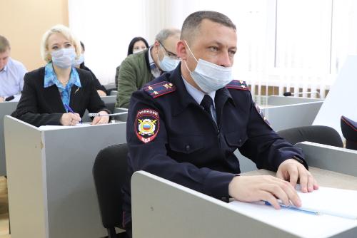 � ������ ���� ������ � ������� ������ ������������� 163 �������� � 32 ������� �������