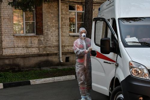 � ������������� ���� ���������� 33 �������� � COVID-19