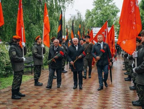 � ������� ��������������� ������� ������ �������� ������ � ���� ������� ������������� �����