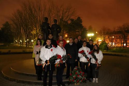 ������ ������