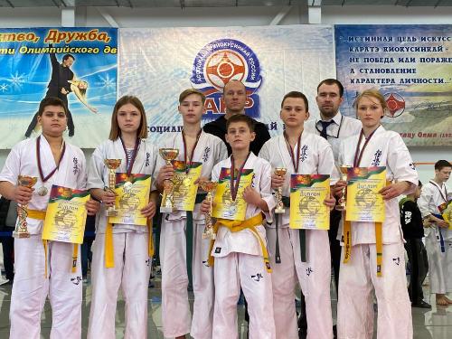 � ����-�������� ���������� ���������� � ��������� �������������� ���� �� �����������