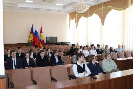 �������� ��������� ���������� ����� �������� � ������������ ��������